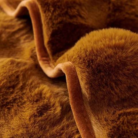 Housse de Canapé pas cher en Fausse Fourrure – coloris marron - Design élégant et moderne
