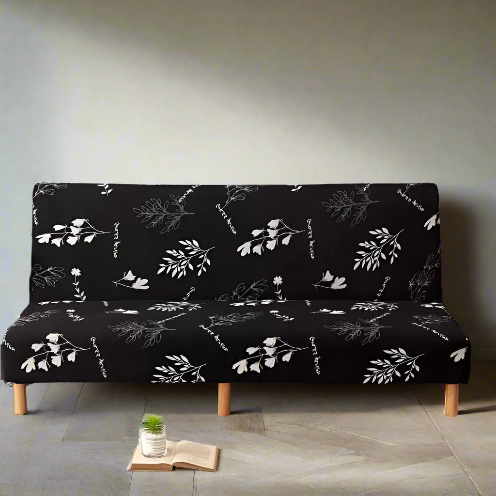 Housse de clic clac extensible beige avec motif abstrait noir dans un salon moderne