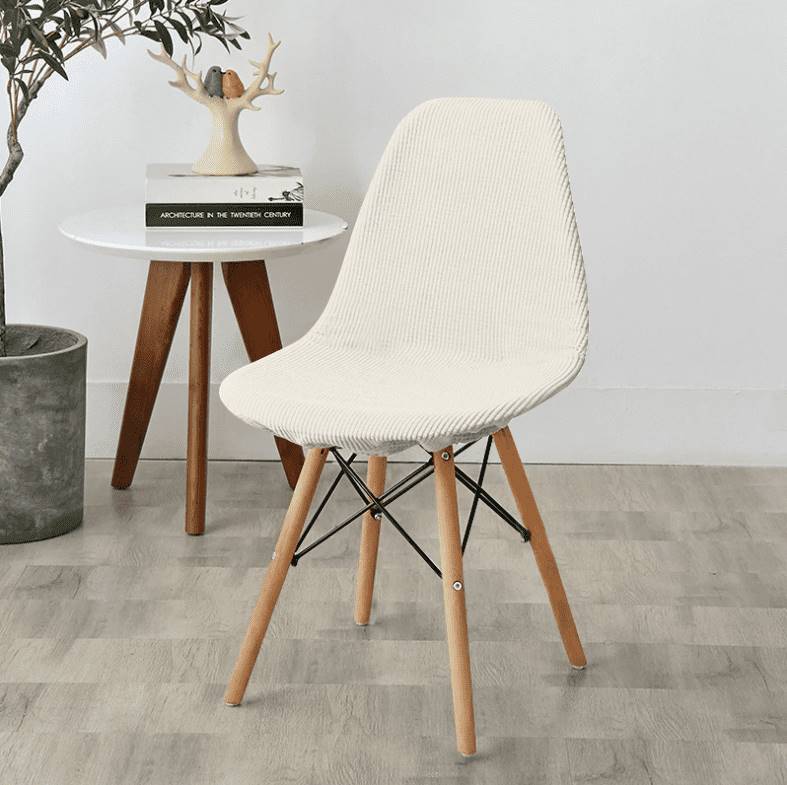 Housse de Chaise Scandinave — coloris blanc — tissu extensible et élastique.